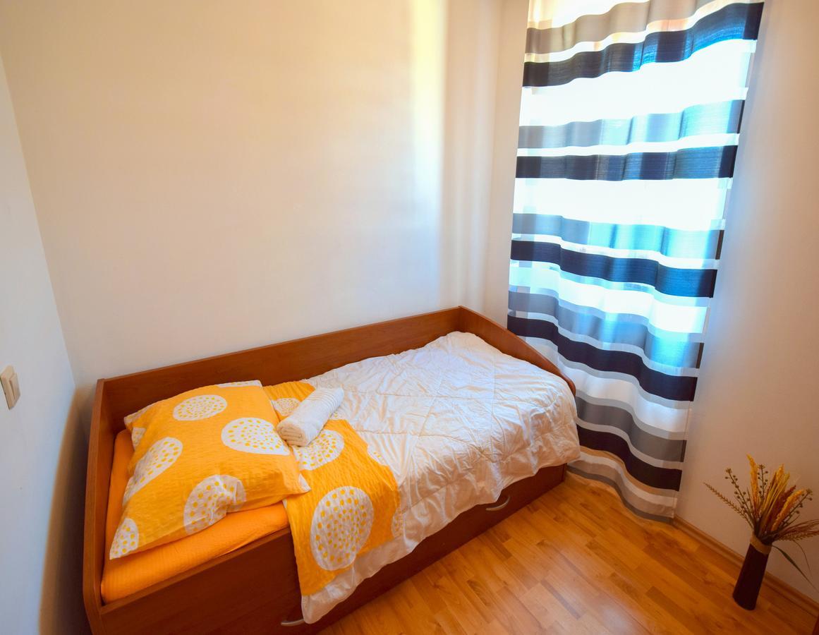 Apartments Ivanka Malinska Buitenkant foto